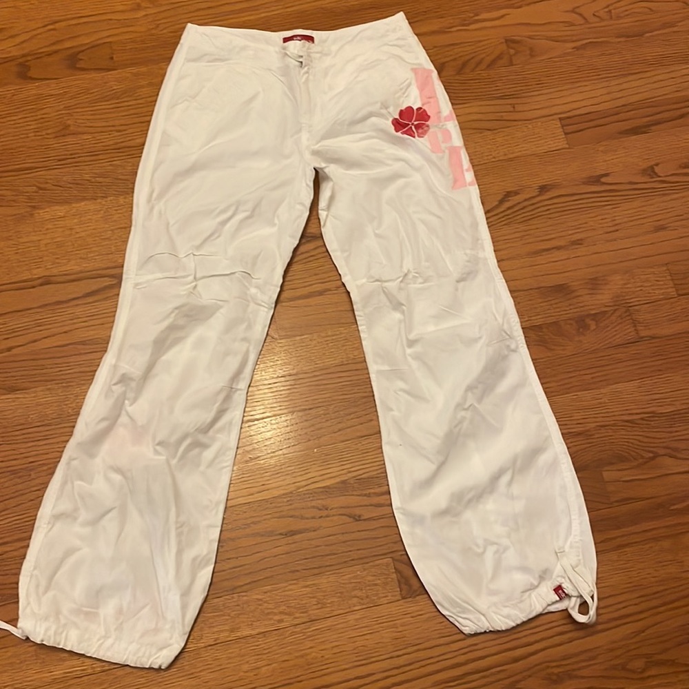 EDC by Esprit White Cargo Parachute Pants with Prints 100% cotton.